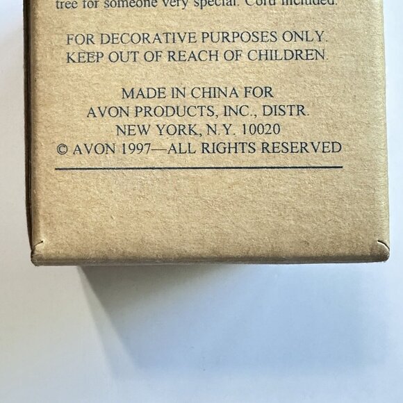 Avon 1997 Holiday Ornament GIFT TOPPER Teddy Bear Holding Apple Teacher Gift - Picture 10 of 11